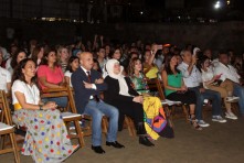 النائب_الحريري_والعميد_شمس_الدين_وكاعين_يتوسّطون_مقدّمة_الحضور.jpg