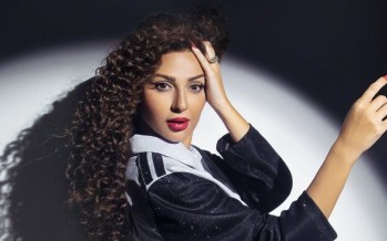 سحر الشعر المنسدل في سهرات رأس السنة 2026… أناقة ناعمة بروح النجمات سحر الشعر المنسدل في سهرات رأس السنة 2026… أناقة ناعمة بروح النجمات