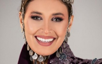 ندى كوسا بالزي الوطني اللبناني في ملكة جمال الكون بالمكسيك