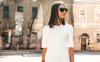 تنسيق فستان أبيض: كيف يمكنكِ اعتماده للوك دافىء في الشتاء؟ تنسيق فستان أبيض: كيف يمكنكِ اعتماده للوك دافىء في الشتاء؟