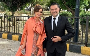 حماة راغب علامة تخطف الأنظار بإطلالتها الأنيقة في باريس حماة راغب علامة تخطف الأنظار بإطلالتها الأنيقة في باريس