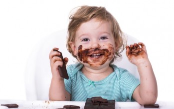 ما مقدار الشوكولاتة الآمن للطفل؟