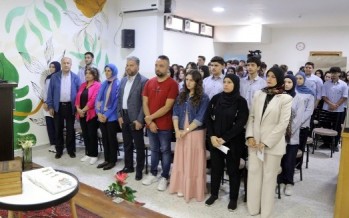 الحبّ في قصيدة.. لقاء في ثانوية السفير ! جميل معلّم شاعر يهيم عشقًا وعاشق يفيض شعرًا !