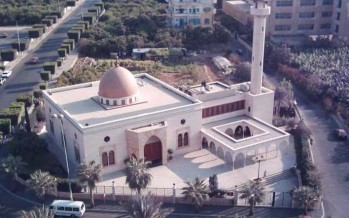 صيدا تشتهر بمساجدها وتعجُّ بالمصلّين في شهر رمضان