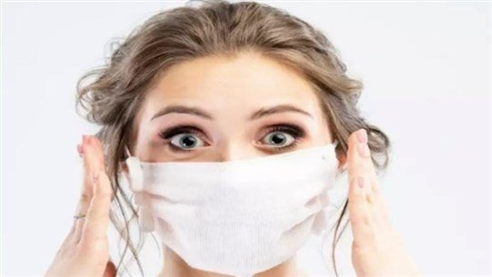 الكمامات تخلق توجّهاً جديداً للماكياج