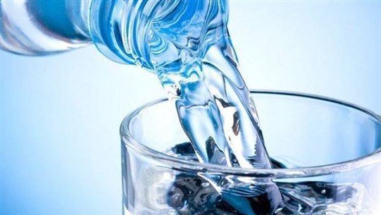 عدم شرب المياه يؤدّي إلى آثار كارثيّة في الجسم عدم شرب المياه يؤدّي إلى آثار كارثيّة في الجسم