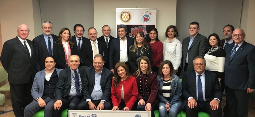 فريق طبي أميركي يجري عمليات قلب لأطفال مع أطباء لبنانيين في أيار المقبل فريق طبي أميركي يجري عمليات قلب لأطفال مع أطباء لبنانيين في أيار المقبل