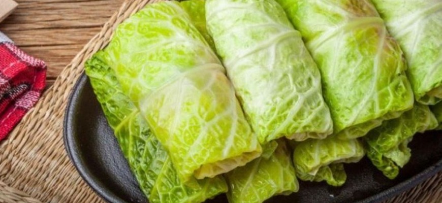 طريقة عمل محشي ورق الخس... وجبة إقتصادية ولذيذة