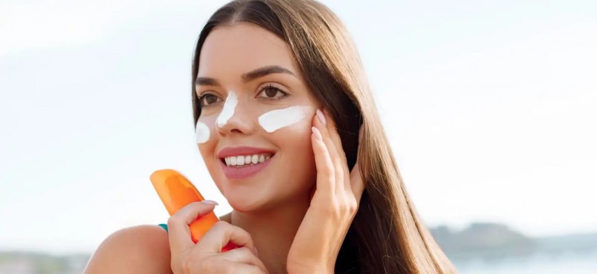 روتين العناية بالبشرة في الصيف.. خطوات بسيطة لبشرة نضرة ومشرقة