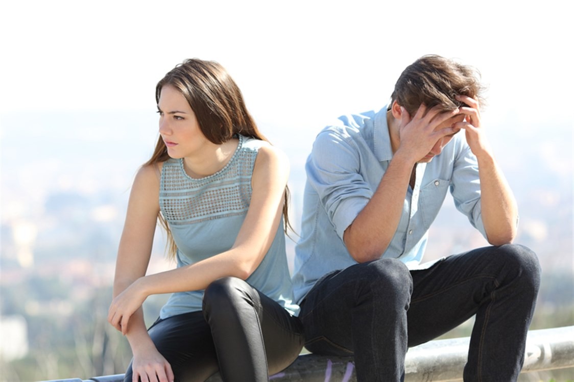 الغيرة بين الأزواج.. شعور طبيعي أم ناقوس خطر؟