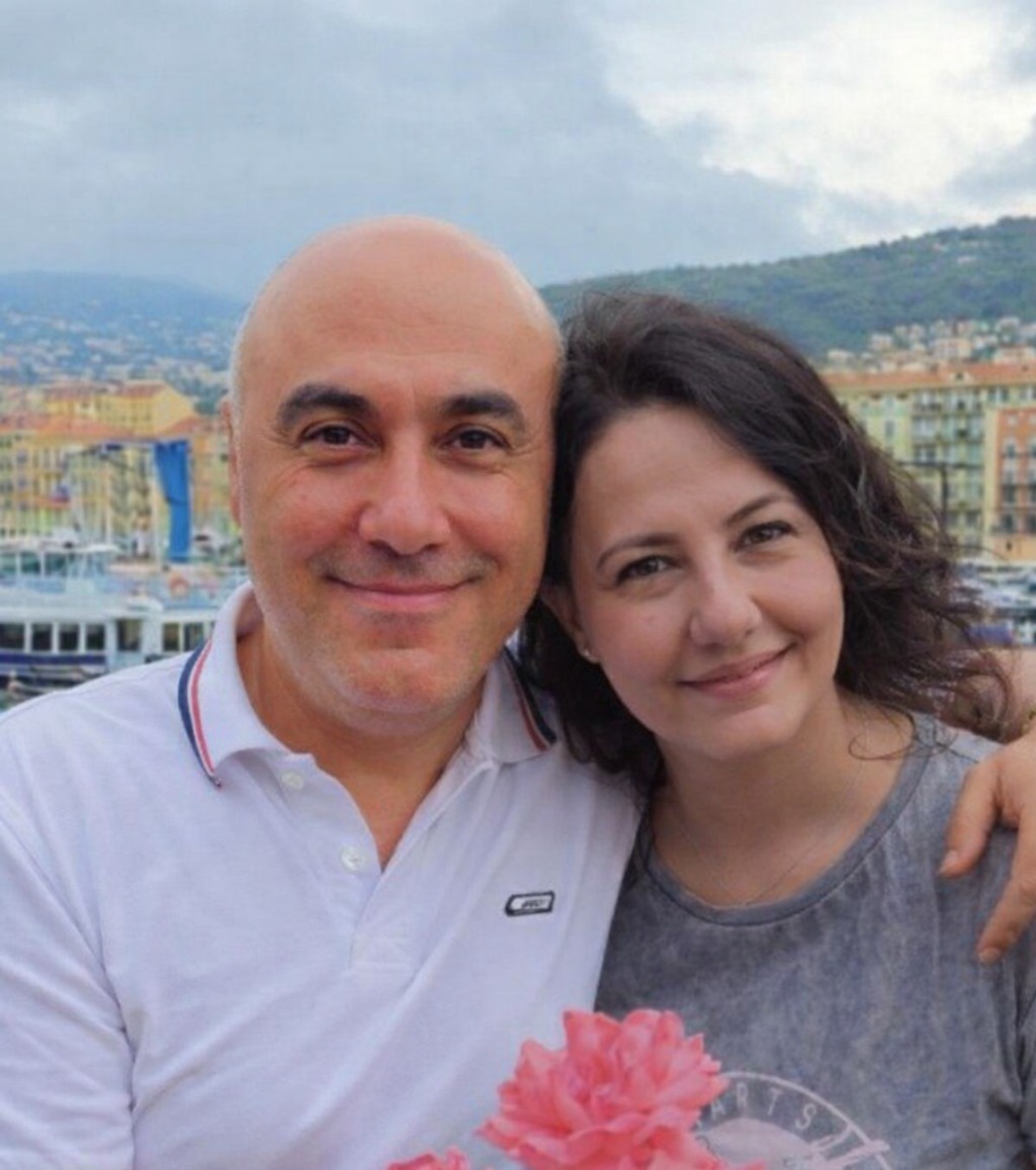 نعيم حلاوي يفجع بوفاة شقيقته