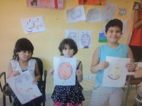 خلال مشاركة الأطفال بالرسم 2