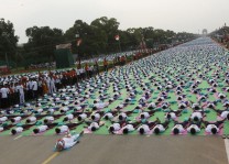 Modi-Yoga-2.jpg