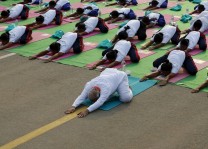 Modi-Yoga-4.jpg
