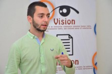 يتفاعل  ولكن هل يحقق امنياته