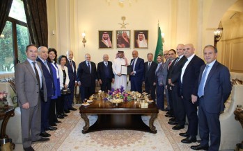 في لقاء وداعي.. صادق الصبّاح يزور السفير بخاري ويشيد بجهوده في دعم لبنان