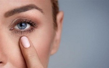 هكذا يُساعد اللوز في التخلّص من الهالات السوداء