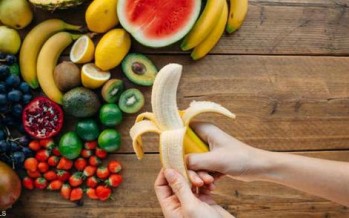 لا تتخلص منها .. 7 فواكه وخضروات يمكن تناول قشورها