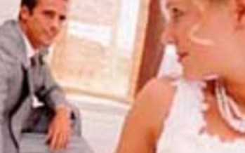لماذا تشعر المراة بالألم في الجماع الاول؟
