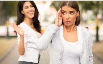 كيف تتعامل مع الصداقات السامة؟