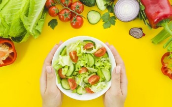 طبق واحد… صحة شاملة: دليل عملي لبناء وجبات تقوّي المناعة وتحمي القلب