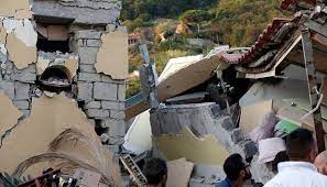 زلزال بقوة 5.7 درجة قبالة ساحل إيطاليا