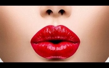 أفكار مكياج ساحرة مع أحمر الشفاه الأحمر