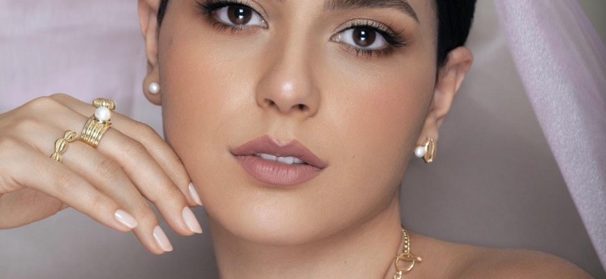 رنيم من الإعلام إلى عالم المجوهرات رنيم من الإعلام إلى عالم المجوهرات