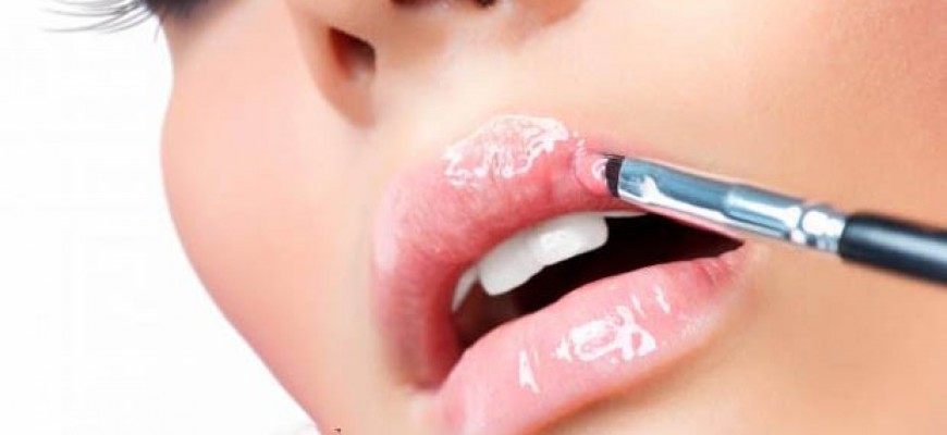 كيف تحصلين على شفاه ممتلئة كيف تحصلين على شفاه ممتلئة