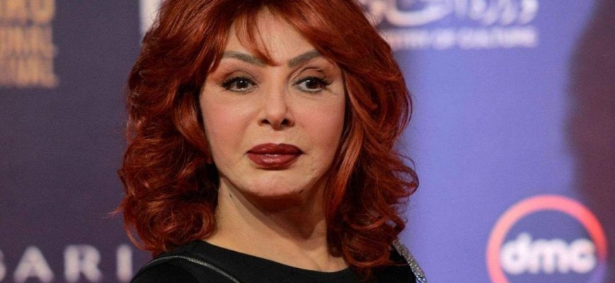 نبيلة عبيد تعود عبر الإذاعة نبيلة عبيد تعود عبر الإذاعة