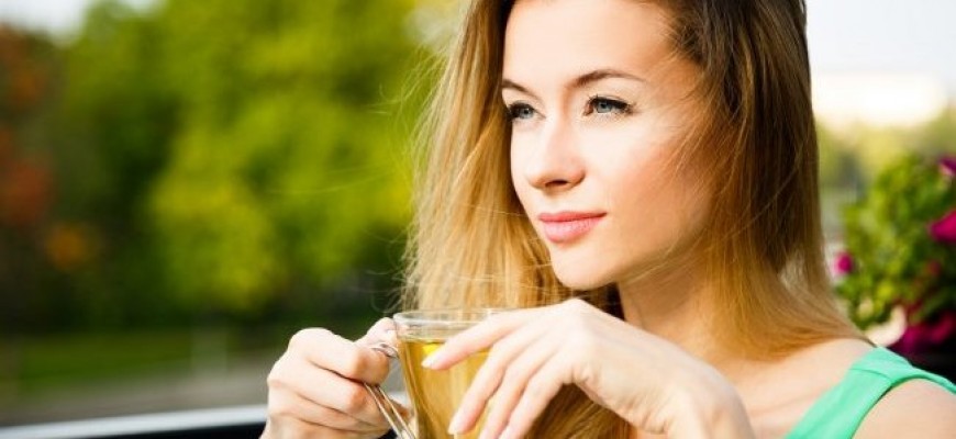 مشروبات ساخنة لنضارة البشرة وصحتها مشروبات ساخنة لنضارة البشرة وصحتها