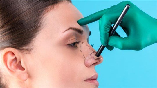 تقنيّة لنحت الأنف تُغني عن جراحات التجميل تقنيّة لنحت الأنف تُغني عن جراحات التجميل