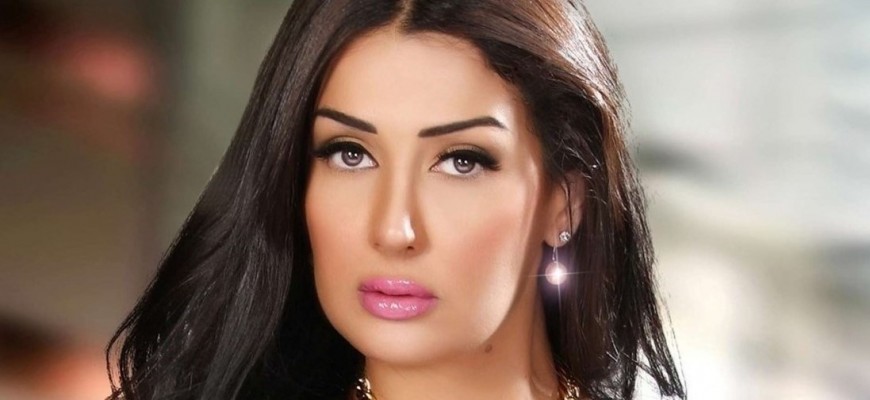 نجمات عربيات كسرن التقاليد.. وقدمن عروض الزواج نجمات عربيات كسرن التقاليد.. وقدمن عروض الزواج
