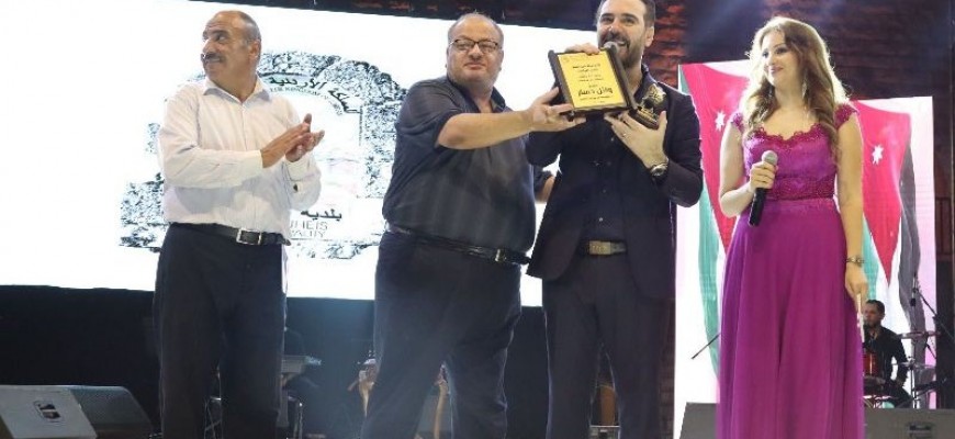 وائل جسار وغادة عباسي وهيثم إلياس يصدحون طرباً في 