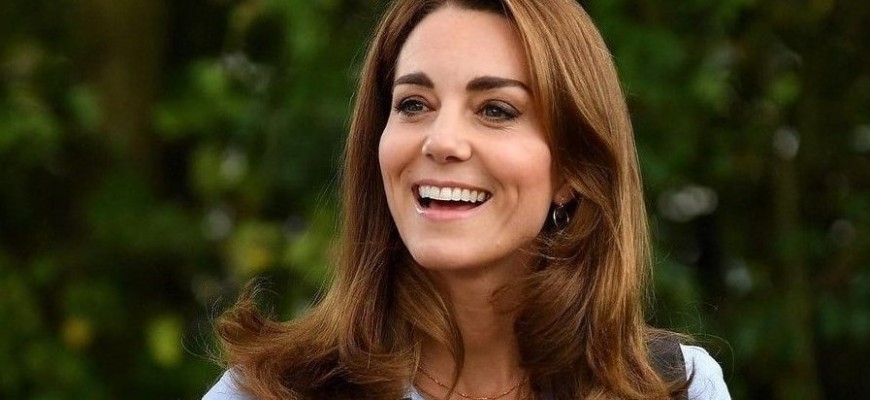 مستقبل النظام الملكي في يد مستقبل النظام الملكي في يد