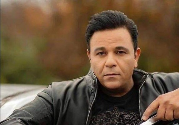 محمّد فؤاد يغازل لبنان: جمهور ذكيّ وأنيق… و«يا فؤش» تدخل التريند سريعًا