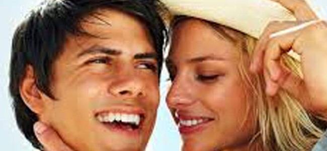 4 أسرار تجعل زوجك عاشقا لك 4 أسرار تجعل زوجك عاشقا لك