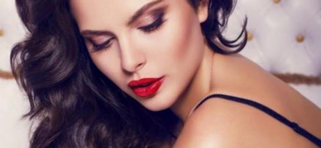 لماذا تثير الملابس الداخلية رغبة الرجل؟ لماذا تثير الملابس الداخلية رغبة الرجل؟