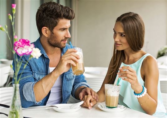 3 ألفاظ غريبة عند المرأة لا يحتملها الرجل أبدًا! 3 ألفاظ غريبة عند المرأة لا يحتملها الرجل أبدًا!