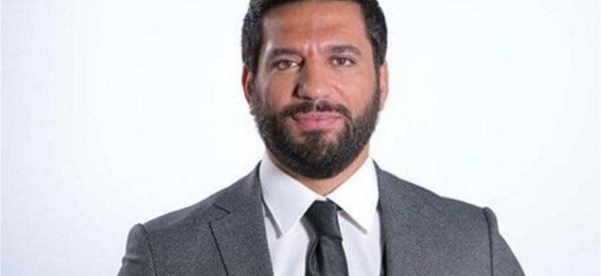 الموت يفجع حسن الرداد بوالدته الموت يفجع حسن الرداد بوالدته