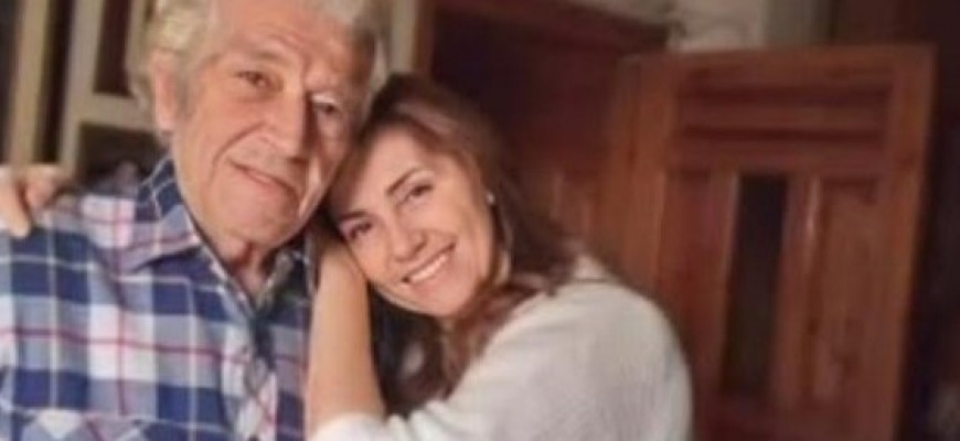 بعد 12 عاماً يارا صبري تعود إلى سوريا... لقاء مع والدها بعد 12 عاماً يارا صبري تعود إلى سوريا... لقاء مع والدها