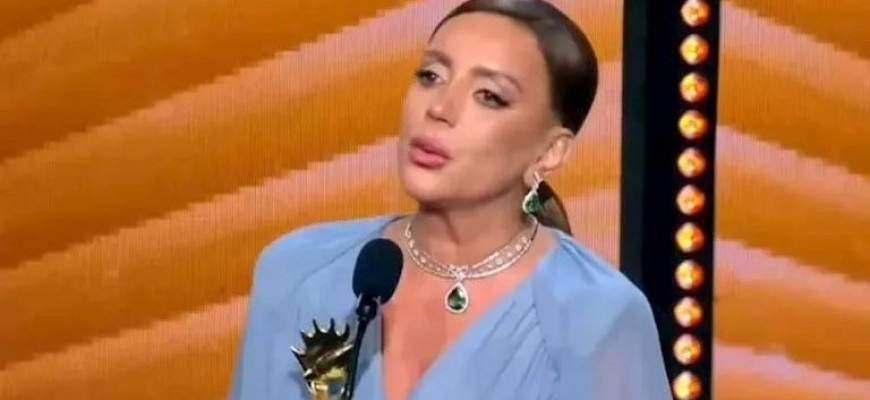 لحظة تاريخية لشكران مرتجى في موريكس دور