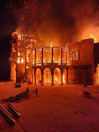 بالصور- حريق مفتعل يدمّر موقع مسلسل”النويلاتي” في سوريا…