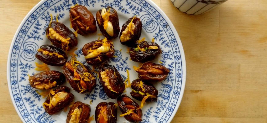 وصفة رمضان.. التمر المحشو بزبدة الفول السوداني أفضل وصفة رمضان.. التمر المحشو بزبدة الفول السوداني أفضل