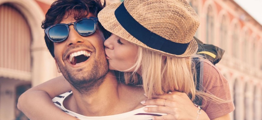 اختبار: أي نوع من الثنائي أنتما؟ اختبار: أي نوع من الثنائي أنتما؟