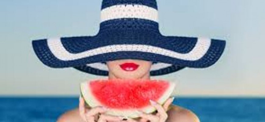 نصائح للمحافظة على الوزن في العطلات نصائح للمحافظة على الوزن في العطلات