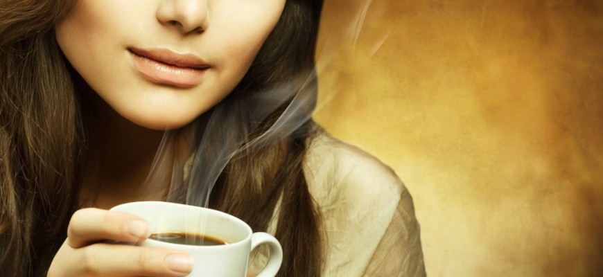 كم فنجان قهوة يسمح لك يومياً؟