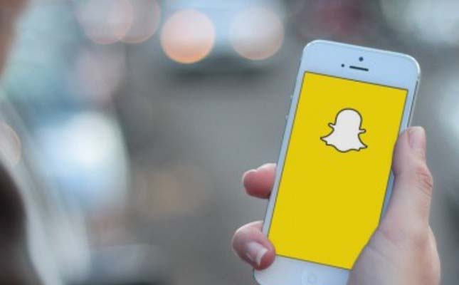 سعودي يطلق زوجته بسبب صور تطبيق سناب شات سعودي يطلق زوجته بسبب صور تطبيق سناب شات