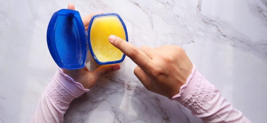 تقنيّة كوريّة للعناية بالأظافر ترند ينتشر على تيك توك تقنيّة كوريّة للعناية بالأظافر ترند ينتشر على تيك توك