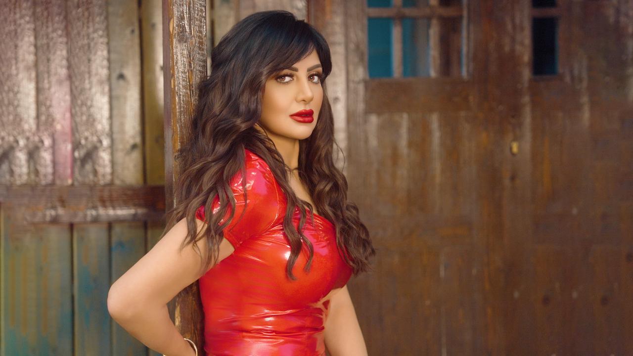 شذى تعبر عن سعادتها بنجاح 